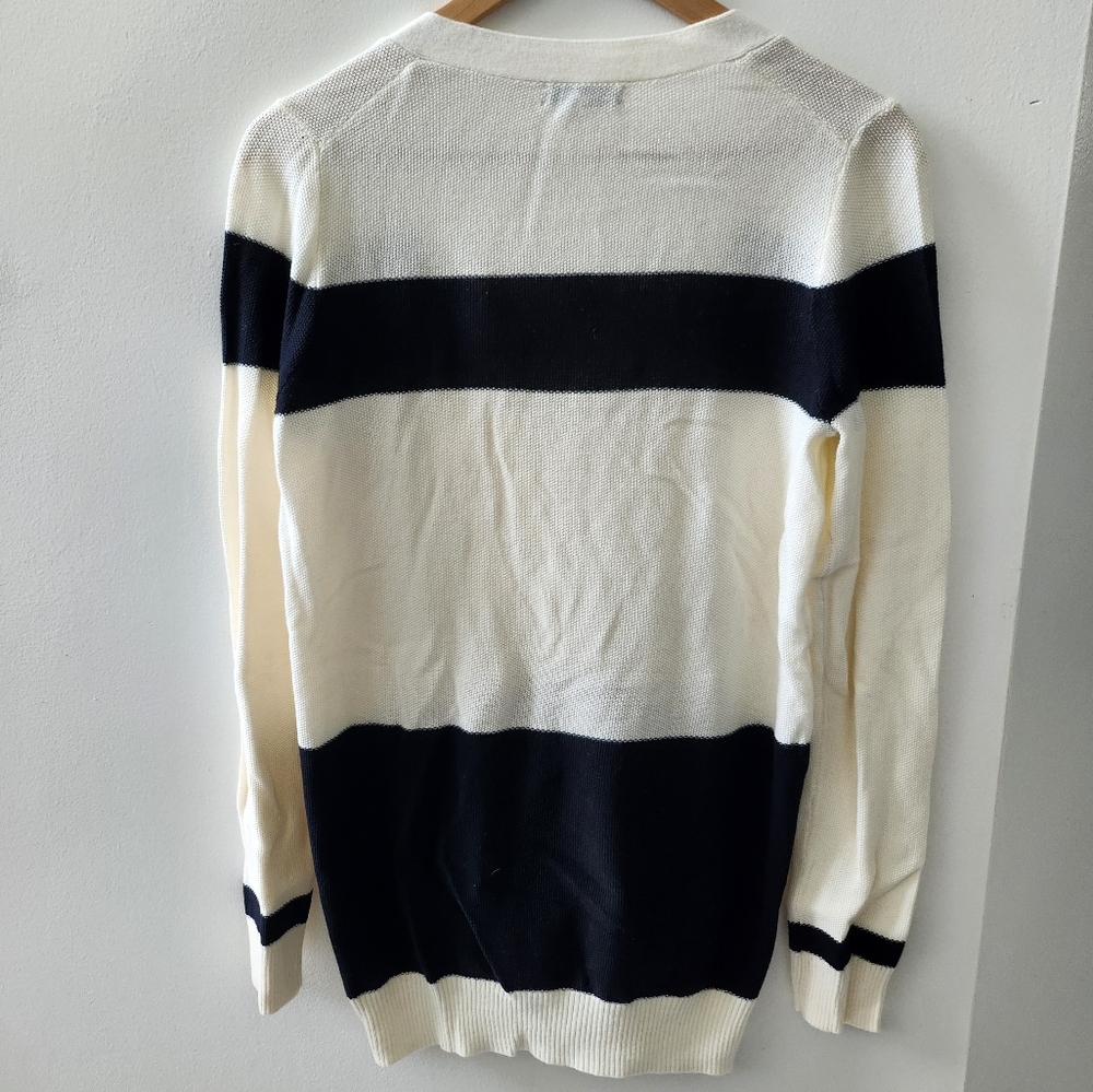 Black Colorblock Button Cardigan - Picture 5 of 7